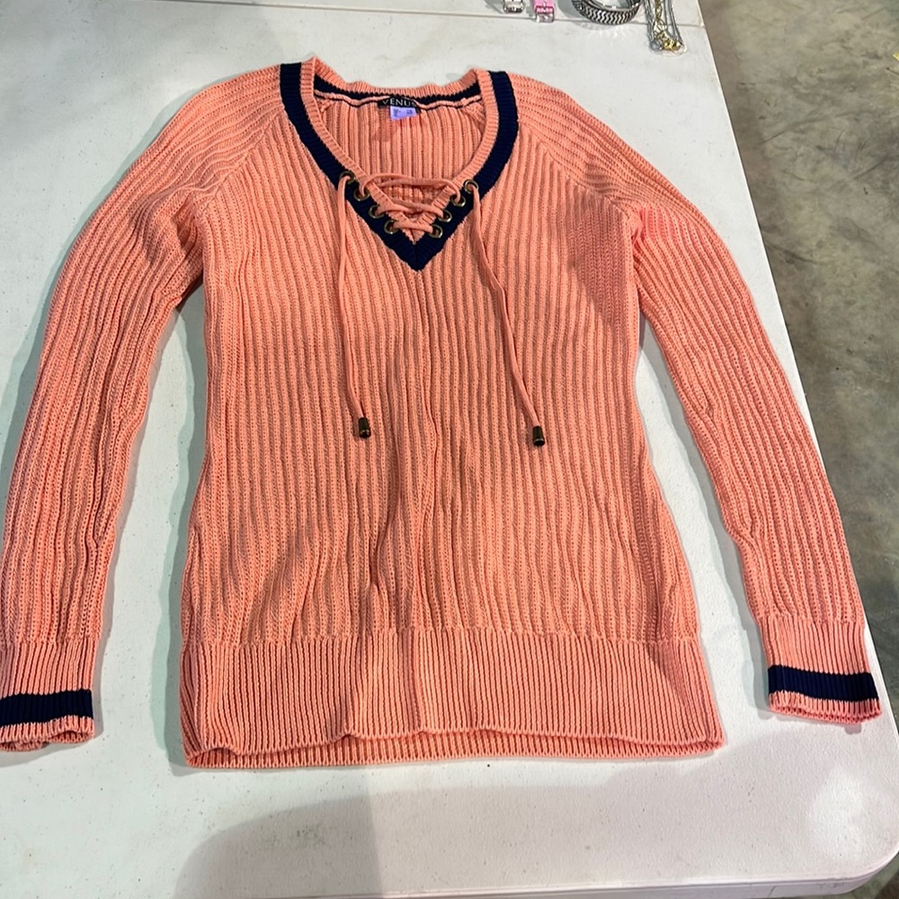 Each and navy blue king Venus sweater
